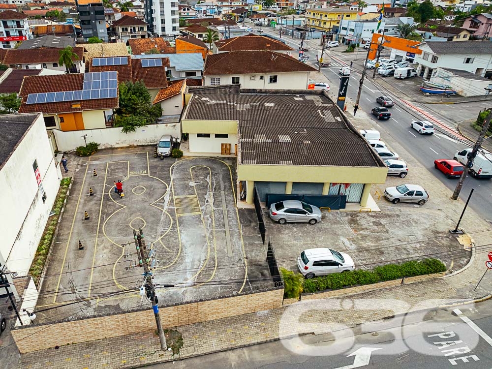 Foto de Comercial Joinville Iririú 01034082