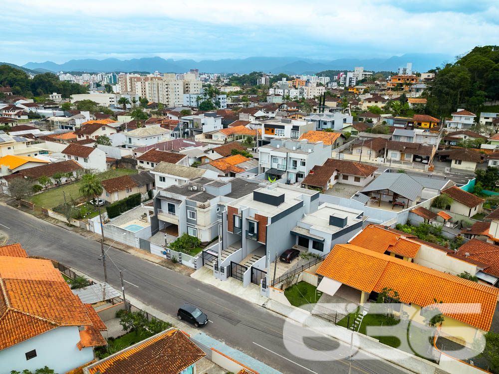 Foto de Sobrado Geminado Joinville Saguaçu 01034127