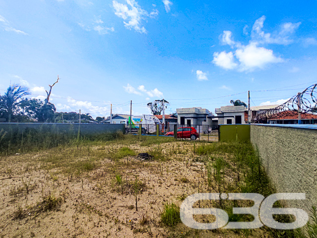 ???? Oportunidade Única na Maravilhosa Praia do Ervino, São Francisco do Sul - SC! ????
Seu pedacinho de paraíso espera por você a apenas 800 metros da deslumbrante Praia do Ervino. ???? Este terreno exclusivo de 364 m², completamente murado, oferece a oportunidade de construir o refúgio dos seus sonhos em uma das praias mais encantadoras de Santa Catarina.
???? Próximo ao Mar: A apenas 800 metros da Praia do Ervino, este terreno oferece a conveniência de estar próximo à areia e ao mar, permitindo que você aproveite a beleza natural sempre que desejar.
Localização Privilegiada:
Este terreno representa uma rara oportunidade de investimento na paradisíaca São Francisco do Sul. Desfrute da qualidade de vida à beira-mar, com fácil acesso a comodidades locais e atrações turísticas.
Não deixe essa chance escapar!
Contate-nos agora mesmo para mais informações ou agendar uma visita ao local. Faça parte deste cenário deslumbrante, construindo sua casa no coração da Praia do Ervino. ???? Seu futuro à beira-mar começa aqui! ????????
Com mais de 30 anos de experiência, a 636 Negócios Imobiliários é sua aliada na busca pelo imóvel ideal. Entre em contato pelo telefone (47) 3448-3636 ou WhatsApp (47) 99190-0636 e dê o primeiro passo para a vida na praia que você sempre sonhou.