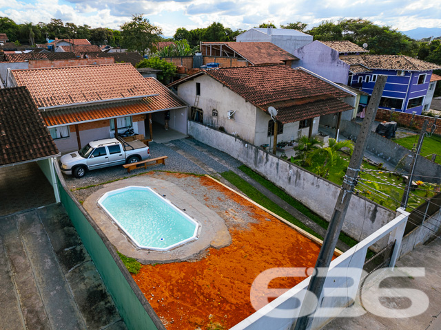 Residência - Paranaguamirim - Joinville
