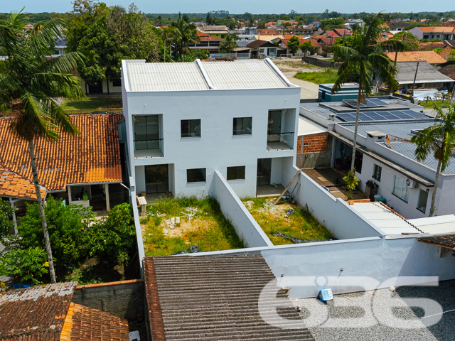 Foto de Sobrado Geminado Balneário Barra do Sul Costeira 03018346