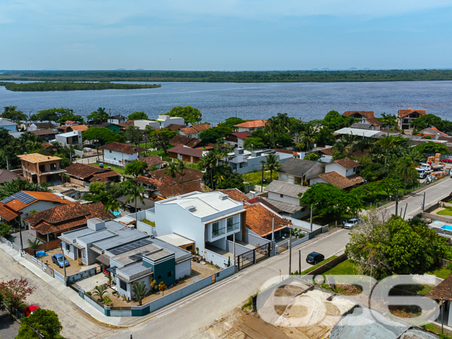 Foto de Sobrado Geminado Balneário Barra do Sul Costeira 03018346