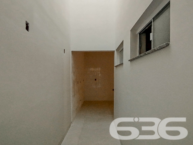 VENDE-SE IMÓVEL COM SUÍTE + DORMITÓRIO EM SÃO FRANCISCO DO SUL!
Descubra o conforto e a praticidade neste geminado em construção no bairro Ervino, São Francisco do Sul. Com 71,52m² de área construída, este imóvel oferece um dormitório, uma suíte, dois banheiros, e uma ampla sala de estar e jantar conjugadas com a cozinha, ideal para momentos em família.
UM LAR PENSADO PARA O SEU BEM-ESTAR:
Além de espaços bem distribuídos, o imóvel conta com área de serviço, é totalmente murado para sua segurança, e permite animais, tornando-se o lar perfeito para toda a família.
UMA LOCALIZAÇÃO PRIVILEGIADA PERTO DA PRAIA:
Situado no bairro Ervino, conhecido por sua tranquilidade e proximidade com a praia, este geminado oferece fácil acesso a vias principais e serviços públicos essenciais, combinando a paz do litoral com a conveniência urbana.
ESCOLHA A EXPERIÊNCIA E CONFIANÇA DA 636 NEGÓCIOS IMOBILIÁRIOS:
Com mais de 30 anos de mercado, a 636 Negócios Imobiliários é sua parceira ideal para encontrar o imóvel dos seus sonhos. Entre em contato conosco e descubra como podemos ajudá-lo a realizar seu projeto de vida.
Telefone: (47) 3448-3636
WhatsApp: (47) 99190-0636
Acesse nosso site para mais informações: i636.com.br