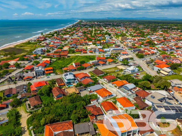 Foto de Sobrado Balneário Barra do Sul Salinas 03018466