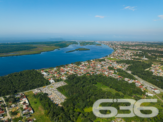 Terreno - Pinheiros - Balneário Barra do Sul