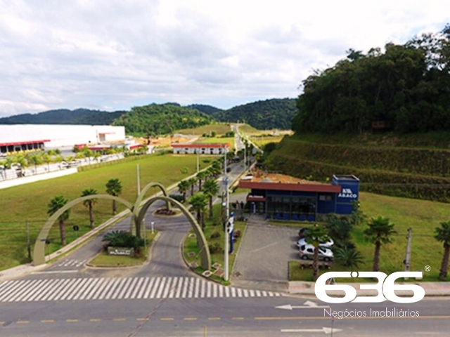 A 636 Negócios Imobiliários tem o prazer de apresentar este incrível terreno localizado em Araquari, no charmoso bairro Itinga. Este é o lugar ideal para você que busca investir ou construir a casa dos seus sonhos. Com excelente localização e infraestrutura planejada, este terreno oferece uma oportunidade única no mercado imobiliário.
O bairro Itinga em Araquari é conhecido pelo seu crescimento e desenvolvimento constante. Está localizado próximo a áreas comerciais e de serviços, proporcionando facilidade no dia a dia. Além disso, a região conta com projetos de infraestrutura que valorizam ainda mais o seu investimento.
Não perca esta oportunidade única de adquirir um terreno em uma das regiões que mais crescem em Araquari. Entre em contato conosco e agende uma visita! Estamos à disposição para tirar todas as suas dúvidas e apresentar todas as vantagens deste excelente investimento.
636 NEGÓCIOS IMOBILIÁRIOS: A SUA MELHOR ESCOLHA
Com mais de 30 anos de experiência, a 636 Negócios Imobiliários é sua parceira ideal para encontrar o imóvel perfeito. Estamos prontos para ajudá-lo a fazer deste imóvel o seu novo lar.
Telefone: (47) 3451-0636
WhatsApp: (47) 99190-0636
Não perca esta oportunidade única. Visite nosso site para mais informações: i636.com.br
