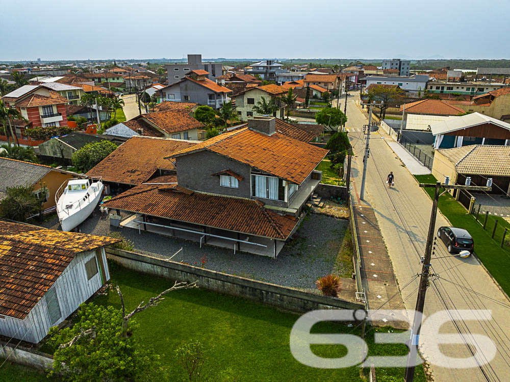 Foto de Sobrado Balneário Barra do Sul Centro 03018660