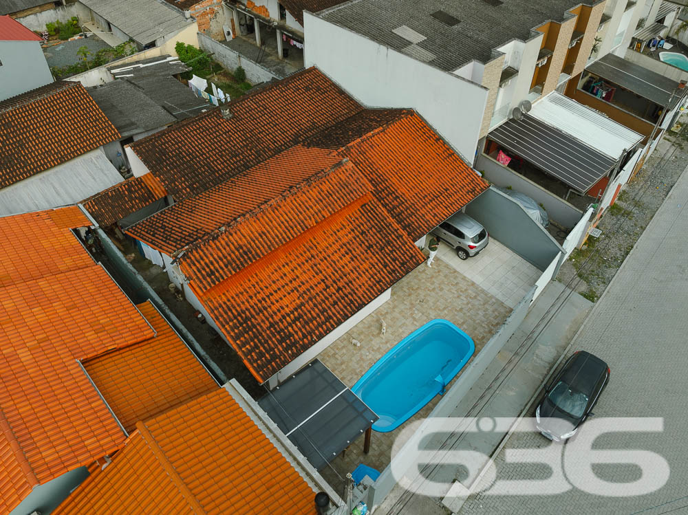 Foto de Casa Térrea Joinville Adhemar Garcia 01035281