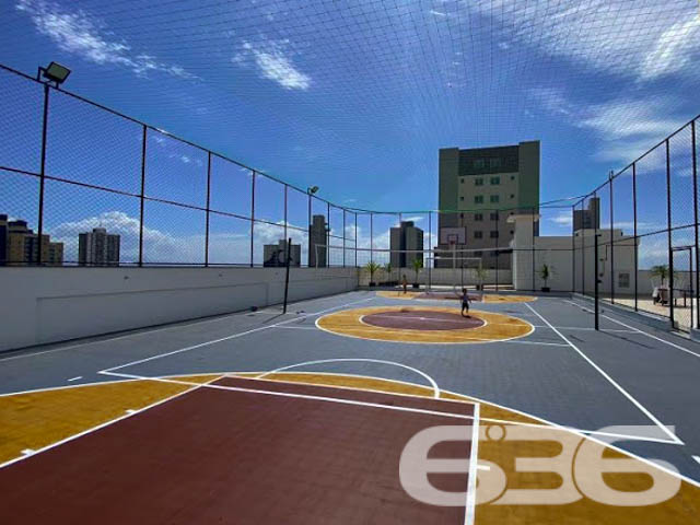 Desfrute do melhor de Balneário Piçarras em um apartamento completo, mobiliado e a poucos passos do mar - ESTUDA PERMUTA
Apresentamos este incrível apartamento, localizado no Centro de Balneário Piçarras, SC. Com uma localização privilegiada, a menos de 300 metros da praia, você terá o privilégio de viver a poucos passos do mar, em uma das cidades litorâneas mais desejadas de Santa Catarina.
Com uma área privativa de 63m², este apartamento se destaca pela sua planta que aproveita cada metro quadrado de forma eficiente. A ventilação cruzada garante um ambiente sempre fresco e agradável, enquanto os 2 dormitórios oferecem o espaço perfeito para sua família descansar e recarregar as energias.
A cozinha é um convite à praticidade, equipada com móveis planejados de alta qualidade, que se harmonizam perfeitamente com o design moderno e funcional. As salas de estar e jantar, integradas à cozinha, criam um ambiente ideal para receber amigos e familiares, ou simplesmente relaxar após um dia na praia.
Um dos grandes diferenciais deste apartamento é a sacada com churrasqueira, perfeita para momentos de lazer e descontração. Com vista para o mar e a poucos metros da praia, você poderá desfrutar de uma refeição ao ar livre enquanto aprecia a brisa do mar.
O Condomínio é um verdadeiro resort urbano, com uma infraestrutura completa de lazer para todas as idades. Piscinas adulto e infantil, salão de festas, espaço gourmet, playground, redário, bicicletário e pet place são apenas algumas das comodidades que você e sua família poderão desfrutar. Além disso, o condomínio conta com medidores de consumo individuais, oferecendo mais economia e controle no seu dia a dia.
Localizado no Centro de Balneário Piçarras, este apartamento oferece fácil acesso a uma ampla gama de serviços e comércios, além de estar próximo às principais vias da cidade. É a oportunidade perfeita para quem busca qualidade de vida sem abrir mão da conveniência urbana.
Este imóvel único é uma excelente opção tanto para quem deseja morar quanto para quem busca um investimento seguro em uma das regiões mais valorizadas de Santa Catarina.
Agende uma visita e surpreenda-se com tudo o que este apartamento tem a oferecer!
636 NEGÓCIOS IMOBILIÁRIOS: A SUA MELHOR ESCOLHA
Com mais de 30 anos de experiência, a 636 Negócios Imobiliários é sua parceira ideal para encontrar o imóvel perfeito. Estamos prontos para ajudá-lo a fazer deste imóvel o seu novo lar.
Telefone: (47) 3451-0636
WhatsApp: (47) 99190-0636
Não perca esta oportunidade única. Visite nosso site para mais informações: i636.com.br
