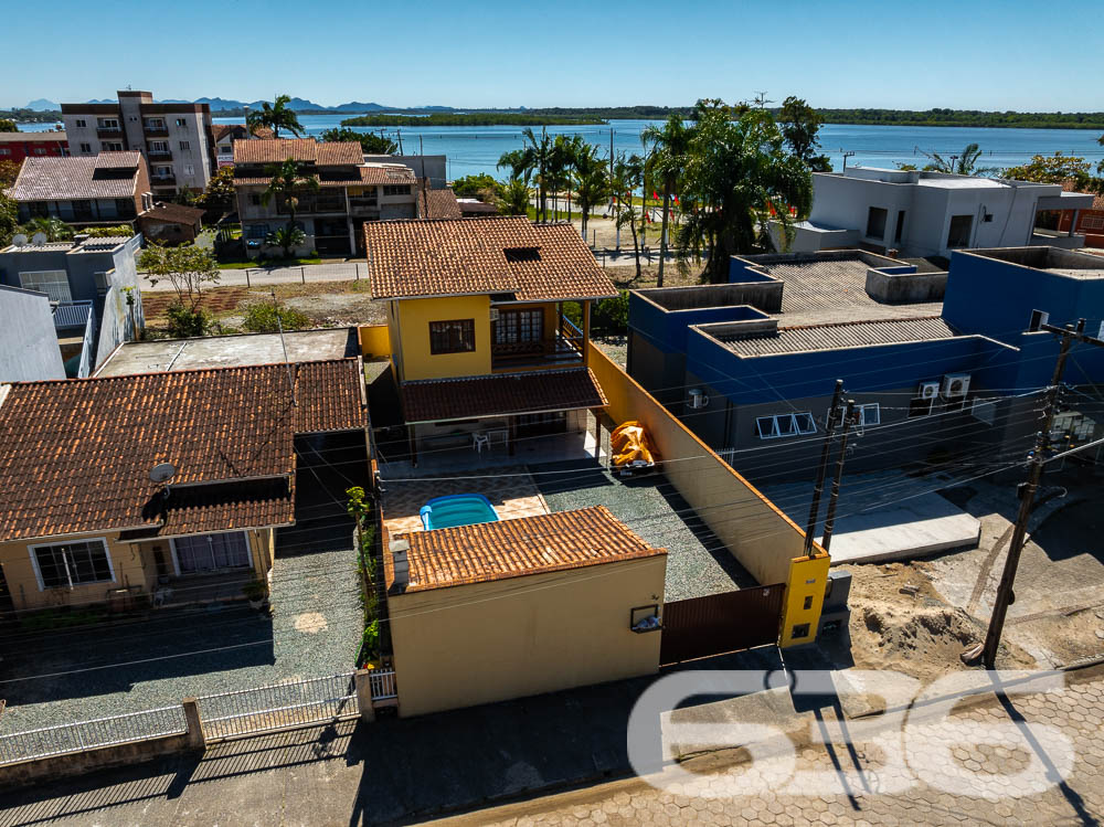 Foto de Sobrado Balneário Barra do Sul Costeira 03018738