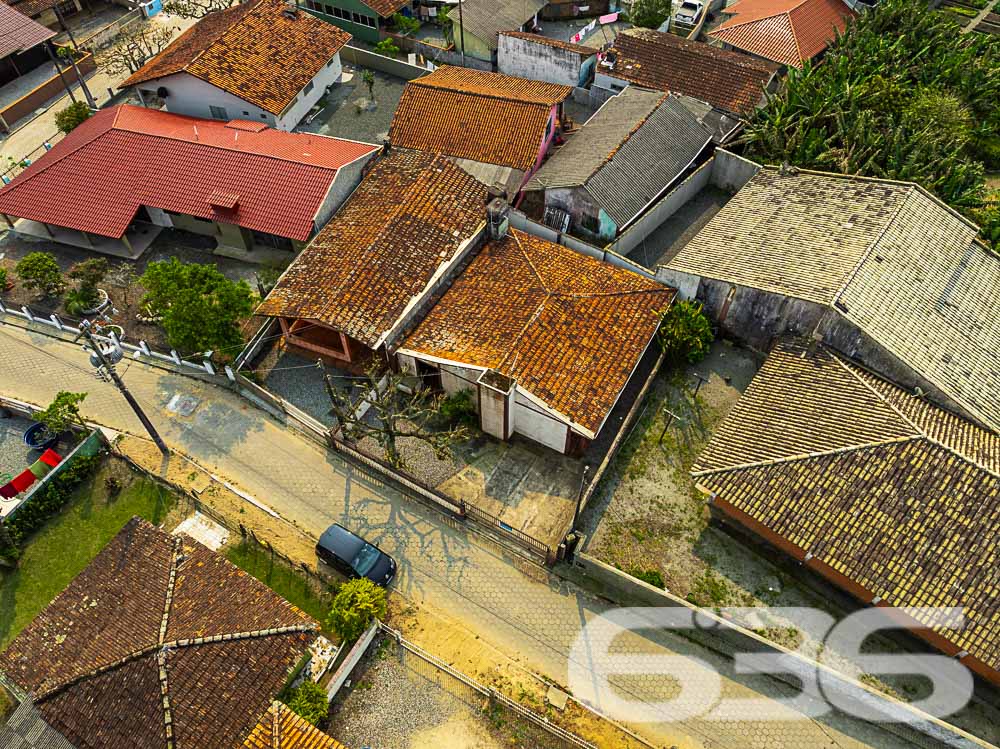 Foto de Casa Térrea Balneário Barra do Sul Centro 03018743