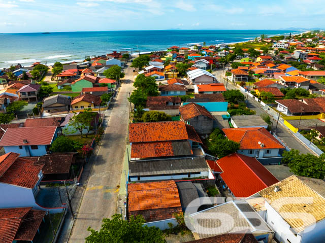 Foto de Casa Térrea Balneário Barra do Sul Centro 03018835