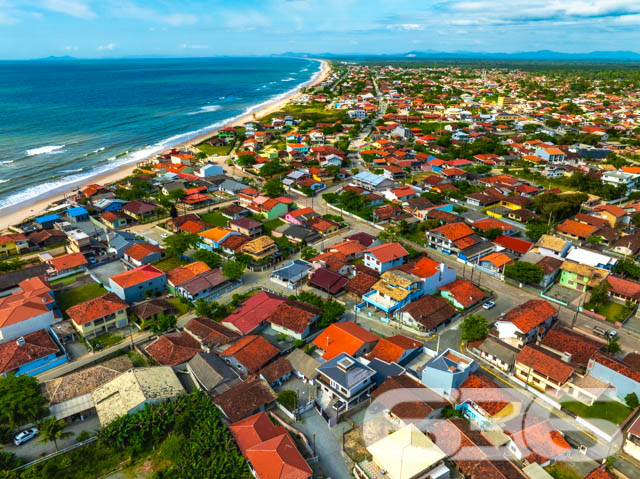 Foto de Casa Térrea Balneário Barra do Sul Centro 03018835