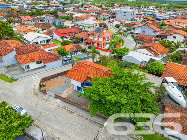 Foto de Sobrado Balneário Barra do Sul Centro 03018906