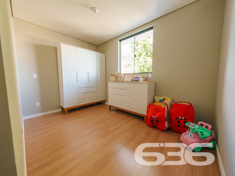Sobrado à venda no Floresta, Joinville | 3 quartos