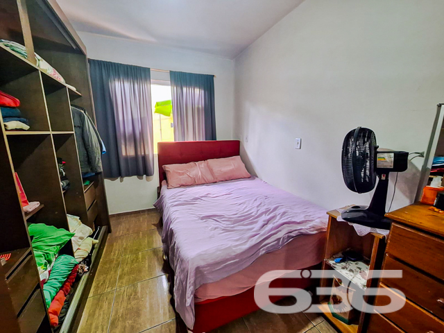 Descubra a tranquilidade e o conforto de viver em um residencial geminado térreo, projetado com um toque moderno e aconchegante. Localizado no bairro Parque Guarani, em Joinville/SC, este imóvel destaca-se pelo espaço e pela qualidade de vida que pode oferecer a você e sua família.
Com uma área construída de 58,70m², e um terreno de 485m², o imóvel oferece um amplo espaço para desfrutar de momentos ao ar livre. O geminado possui uma estrutura moderna e pronta para acolher seus novos proprietários com todo o conforto necessário.
O residencial é composto por dois dormitórios, proporcionando um ambiente tranquilo e privativo para o descanso. A sala de estar e jantar são integradas, oferecendo um espaço amplo e bem iluminado, perfeito para receber amigos e família. A cozinha é funcional e está pronta para preparar suas melhores receitas.
Um dos destaques é a área externa com churrasqueira, ideal para encontros e celebrações, reforçando o ambiente acolhedor do imóvel. A garagem garante proteção para seu veículo, enquanto a garagem descoberta adiciona conveniência para visitantes.
A residência encontra-se em uma região de fácil acesso e próxima a comodidades essenciais, permitindo uma vida prática e confortável.
Ideal para quem busca uma vida tranquila e com qualidade, este imóvel no Parque Guarani é uma excelente escolha para quem deseja viver bem. Venha conhecer e se encantar com este espaço que combina praticidade, conforto e segurança. A 636 Negócios Imobiliários está pronta para ajudar você a realizar o sonho do lar perfeito. Conheça este e outros imóveis em nossa oferta, sempre pensando em trazer as melhores opções para você e sua família.
636 NEGÓCIOS IMOBILIÁRIOS: A SUA MELHOR ESCOLHA
Com mais de 30 anos de experiência, a 636 Negócios Imobiliários é sua parceira ideal para encontrar o imóvel perfeito. Estamos prontos para ajudá-lo a fazer deste imóvel o seu novo lar.
Telefone: (47) 3451-0636
WhatsApp: (47) 99190-0636
Não perca esta oportunidade única. Visite nosso site para mais informações: i636.com.br