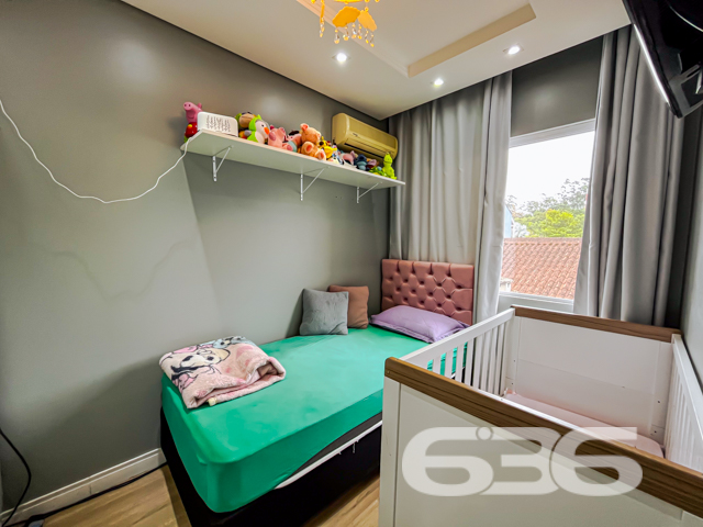 Apresentamos com exclusividade este refinado sobrado localizado no tranquilo bairro Boa Vista, em Joinville/SC. Ideal para quem busca conforto e qualidade de vida, a residência dispõe de acabamentos de alto padrão e uma estrutura pensada para o bem-estar de sua família.
Este imóvel de 63,18m² de área, está edificado em um terreno de 82,50m², com dimensões perfeitas para aproveitamento de espaço, mantendo a privacidade essencial.
Ao entrar no imóvel, você será recebido por uma elegante sala de estar que se destaca por seu design moderno e aconchegante.
A residência possui dois dormitórios, sendo um deles especialmente decorado para crianças, com espaços otimizados para brinquedos e estudos. O segundo dormitório, a suíte principal, oferece conforto e privacidade, com uma vista serena para o entorno do bairro.
Os dois banheiros da casa são revestidos com materiais de primeira linha e apresentam um design sofisticado. A área de serviço é coberta, garantindo praticidade no dia a dia.
No exterior, uma charmosa edícula com churrasqueira proporciona um espaço ideal para recepções e momentos de lazer com a família e amigos. A garagem coberta comporta até dois veículos, com adicional segurança proporcionada por um portão eletrônico e sistema de interfone.
Esta residência também é pet friendly, permitindo que seus animais de estimação desfrutem do lar tão confortável quanto você.
Convidamos você a conhecer esse espaço onde cada detalhe foi pensado para proporcionar conforto e praticidade. Este imóvel não é apenas uma casa, mas um lar pronto para criar memórias duradouras. Para mais informações e agendar sua visita, entre em contato com a 636 Negócios Imobiliários, sua parceira ideal no mercado imobiliário por mais de 30 anos, onde grandes negócios começam com grandes oportunidades.
636 NEGÓCIOS IMOBILIÁRIOS: A SUA MELHOR ESCOLHA
Com mais de 30 anos de experiência, a 636 Negócios Imobiliários é sua parceira ideal para encontrar o imóvel perfeito. Estamos prontos para ajudá-lo a fazer deste imóvel o seu novo lar.
Telefone: (47) 3451-0636
WhatsApp: (47) 99190-0636
Não perca esta oportunidade única. Visite nosso site para mais informações: i636.com.br