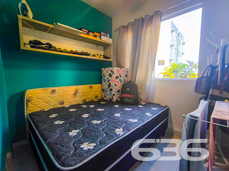 Seu novo lar no Costa e Silva: conforto, praticidade e localização estratégica em Joinville!

Este apartamento é a escolha perfeita para quem busca qualidade de vida, praticidade no dia a dia e excelente custo-benefício. Localizado no tradicional bairro Costa e Silva, em rua pavimentada e com fácil acesso às principais vias da cidade, este imóvel entrega tudo o que você procura para viver bem com a sua família.

Com 70 m² de área, o apartamento possui uma planta funcional e bem distribuída. São 3 dormitórios, sendo o principal com ar-condicionado e móveis sob medida. Um dos quartos foi transformado em closet, oferecendo versatilidade e organização. O ambiente social é integrado, conectando sala de estar, sala de jantar e a cozinha planejada — tudo com muita iluminação natural e ventilação cruzada, trazendo conforto térmico e charme ao espaço.

A sacada é um convite para os momentos de tranquilidade, enquanto a cozinha conta com móveis sob medida que permanecem no imóvel, agregando ainda mais valor à aquisição. 

O condomínio oferece infraestrutura completa: área de festas, piscina, quadra esportiva, gazebo e vigilância eletrônica, ideal para quem valoriza lazer e segurança. O apartamento conta com 1 vaga de garagem coberta, com possibilidade de uso de vagas rotativas no pátio interno.

Permite animais, está perto de escolas, hospitais, supermercados, shopping e transporte público. Tudo isso em um bairro valorizado e em constante desenvolvimento.

Não perca essa oportunidade! Agende sua visita com um dos nossos corretores da 636 Negócios Imobiliários e venha conhecer de perto esse excelente imóvel!
 
636 NEGÓCIOS IMOBILIÁRIOS: A SUA MELHOR ESCOLHA
Com mais de 30 anos de experiência, a 636 Negócios Imobiliários é sua parceira ideal para encontrar o imóvel perfeito. Estamos prontos para ajudá-lo a fazer deste imóvel o seu novo lar.
 
Telefone: (47) 3451-0636
WhatsApp: (47) 99190-0636
 
Não perca esta oportunidade única. Visite nosso site para mais informações: i636.com.br