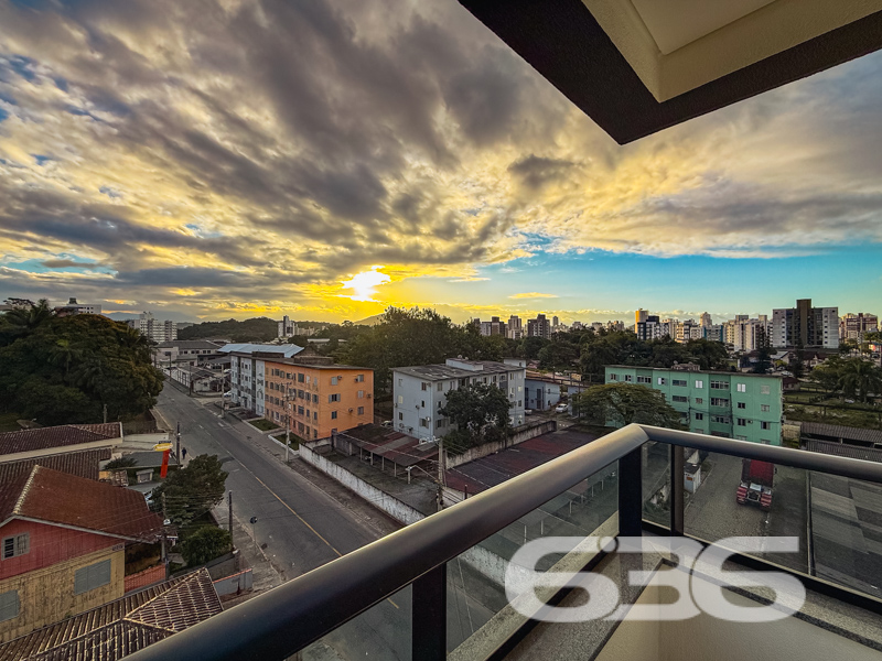 Apartamento à venda no Floresta, Joinville | 2 qua