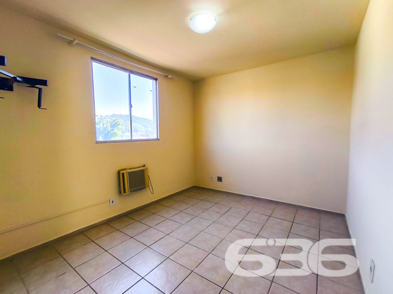 Apartamento dos Sonhos à Venda em Joinville - Bairro América

Se você está em busca de um novo lar que ofereça conforto, praticidade e uma localização incrível, então sua busca termina aqui! Apresentamos este encantador apartamento localizado na cidade encantadora de Joinville, SC, no cobiçado Bairro América. Este imóvel não é apenas um endereço, mas um convite a uma nova vida repleta de comodidade e tranquilidade.

Vista incomparável e local privilegiado

Situado em uma área estratégica, este imóvel proporciona fácil acesso às principais vias da cidade. Além disso, está a poucos minutos de diversos serviços essenciais, como escolas renomadas, shoppings, hospitais e transporte público. A rua pavimentada e o entorno arborizado adicionam um charme especial a este recanto urbano.

Conforto e praticidade em cada detalhe

Este apartamento é uma joia que espera por você. Com 51,83 m² de área construída, cada metro quadrado deste espaço foi planejado para oferecer o máximo de conforto e funcionalidade. Os dois dormitórios amplos permitem a versatilidade que sua família precisa. A sala de estar integrada com a sala de jantar oferece um espaço perfeito para relaxar ou entreter convidados.

Cozinha prática e bem equipada

A cozinha planejada é um convite aos amantes da culinária, oferecendo um espaço organizado para suas aventuras gastronômicas. O apartamento ainda conta com um banheiro, perfeitamente adaptado para atender as necessidades de seus ocupantes.

Facilidades e segurança à sua porta

A garagem coberta garante a proteção de seu veículo, enquanto o portão eletrônico e o interfone proporcionam a segurança e praticidade que sua família merece. Os muros e cercas ao redor do imóvel asseguram a privacidade, mantendo sua intimidade e conforto.

Jardim e bem-estar

O jardim do imóvel é um espaço perfeito para relaxar ao ar livre e aproveitar momentos de lazer com familiares e amigos. Além disso, a permissão para animais é um bônus extra, garantindo que seus fiéis companheiros também tenham um lar acolhedor.

Sua nova vida em um clique

Este apartamento é mais do que uma propriedade, é a promessa de novas experiências, segurança e um estilo de vida moderno e prático. Não perca a oportunidade de viver em um dos bairros mais desejados de Joinville. Agende uma visita e descubra pessoalmente todas as maravilhas que este imóvel tem a oferecer. Entre em contato conosco hoje mesmo!

 636 NEGÓCIOS IMOBILIÁRIOS: A SUA MELHOR ESCOLHA
Com mais de 30 anos de experiência, a 636 Negócios Imobiliários é sua parceira ideal para encontrar o imóvel perfeito. Estamos prontos para ajudá-lo a fazer deste imóvel o seu novo lar.
 
Telefone: (47) 3451-0636
WhatsApp: (47) 99190-0636
 
Não perca esta oportunidade única. Visite nosso site para mais informações: i636.com.br