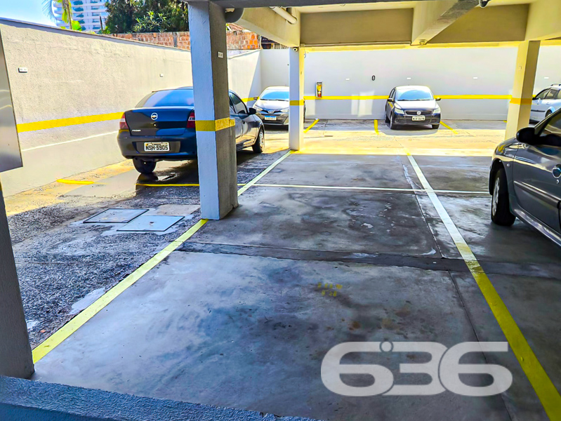 Apartamento dos Sonhos à Venda em Joinville - Bairro América

Se você está em busca de um novo lar que ofereça conforto, praticidade e uma localização incrível, então sua busca termina aqui! Apresentamos este encantador apartamento localizado na cidade encantadora de Joinville, SC, no cobiçado Bairro América. Este imóvel não é apenas um endereço, mas um convite a uma nova vida repleta de comodidade e tranquilidade.

Vista incomparável e local privilegiado

Situado em uma área estratégica, este imóvel proporciona fácil acesso às principais vias da cidade. Além disso, está a poucos minutos de diversos serviços essenciais, como escolas renomadas, shoppings, hospitais e transporte público. A rua pavimentada e o entorno arborizado adicionam um charme especial a este recanto urbano.

Conforto e praticidade em cada detalhe

Este apartamento é uma joia que espera por você. Com 51,83 m² de área construída, cada metro quadrado deste espaço foi planejado para oferecer o máximo de conforto e funcionalidade. Os dois dormitórios amplos permitem a versatilidade que sua família precisa. A sala de estar integrada com a sala de jantar oferece um espaço perfeito para relaxar ou entreter convidados.

Cozinha prática e bem equipada

A cozinha planejada é um convite aos amantes da culinária, oferecendo um espaço organizado para suas aventuras gastronômicas. O apartamento ainda conta com um banheiro, perfeitamente adaptado para atender as necessidades de seus ocupantes.

Facilidades e segurança à sua porta

A garagem coberta garante a proteção de seu veículo, enquanto o portão eletrônico e o interfone proporcionam a segurança e praticidade que sua família merece. Os muros e cercas ao redor do imóvel asseguram a privacidade, mantendo sua intimidade e conforto.

Jardim e bem-estar

O jardim do imóvel é um espaço perfeito para relaxar ao ar livre e aproveitar momentos de lazer com familiares e amigos. Além disso, a permissão para animais é um bônus extra, garantindo que seus fiéis companheiros também tenham um lar acolhedor.

Sua nova vida em um clique

Este apartamento é mais do que uma propriedade, é a promessa de novas experiências, segurança e um estilo de vida moderno e prático. Não perca a oportunidade de viver em um dos bairros mais desejados de Joinville. Agende uma visita e descubra pessoalmente todas as maravilhas que este imóvel tem a oferecer. Entre em contato conosco hoje mesmo!

 636 NEGÓCIOS IMOBILIÁRIOS: A SUA MELHOR ESCOLHA
Com mais de 30 anos de experiência, a 636 Negócios Imobiliários é sua parceira ideal para encontrar o imóvel perfeito. Estamos prontos para ajudá-lo a fazer deste imóvel o seu novo lar.
 
Telefone: (47) 3451-0636
WhatsApp: (47) 99190-0636
 
Não perca esta oportunidade única. Visite nosso site para mais informações: i636.com.br