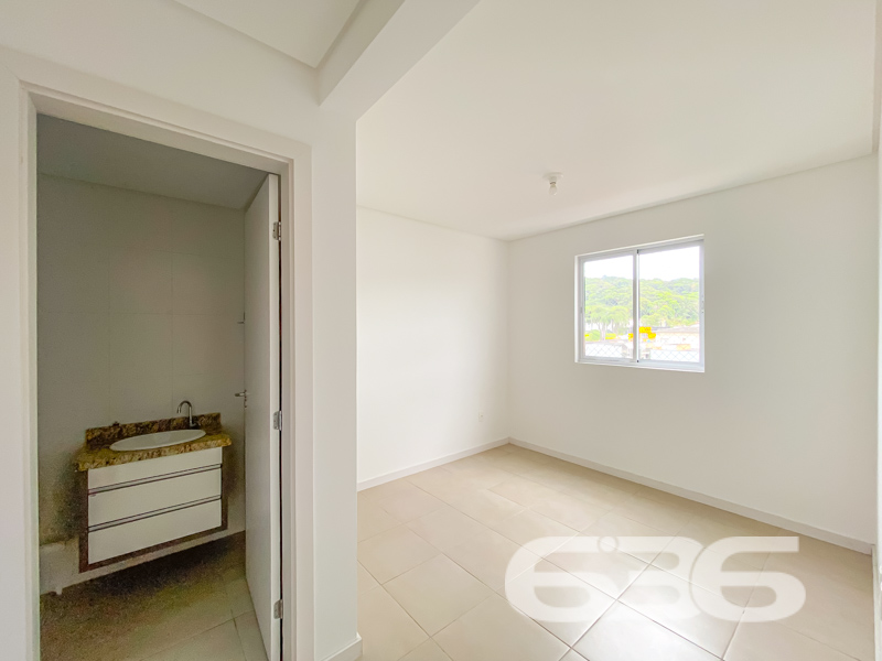 Apartamento - Iririú - Joinville