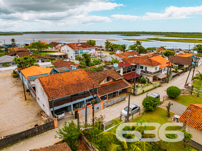 Residência - Costeira - Balneário Barra do Sul