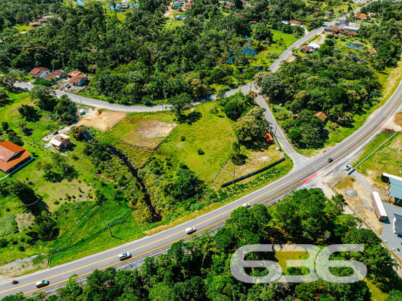 Terreno - Pinheiros - Balneário Barra do Sul