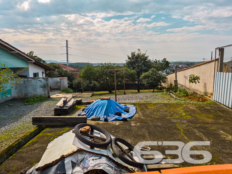 Terreno à venda no Jarivatuba, Joinville | esquina