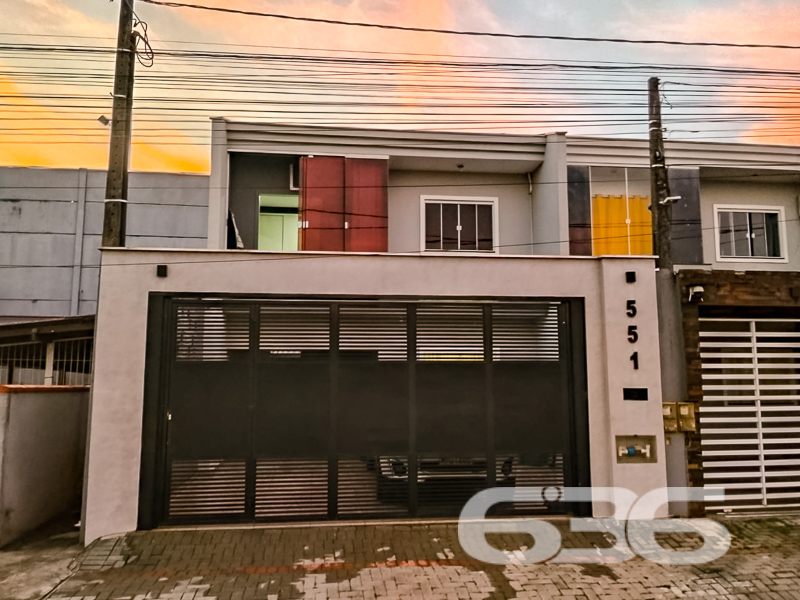 Sobrado à venda no Aventureiro, Joinville | 3 quar