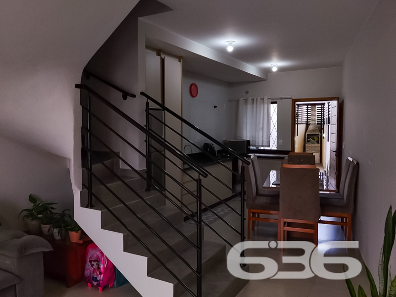 Sobrado à venda no Iririú, Joinville | 2 quartos (