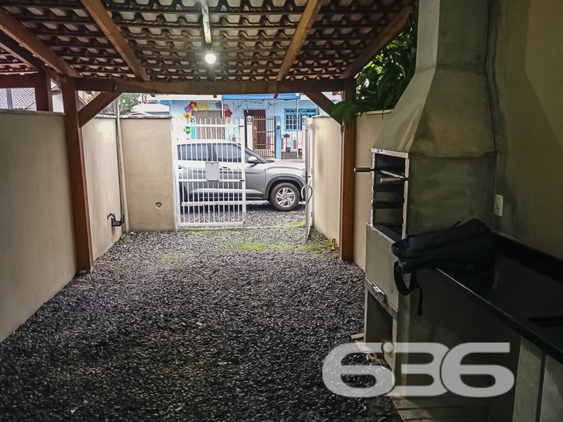 Sobrado à venda no Fátima, Joinville | 2 quartos |