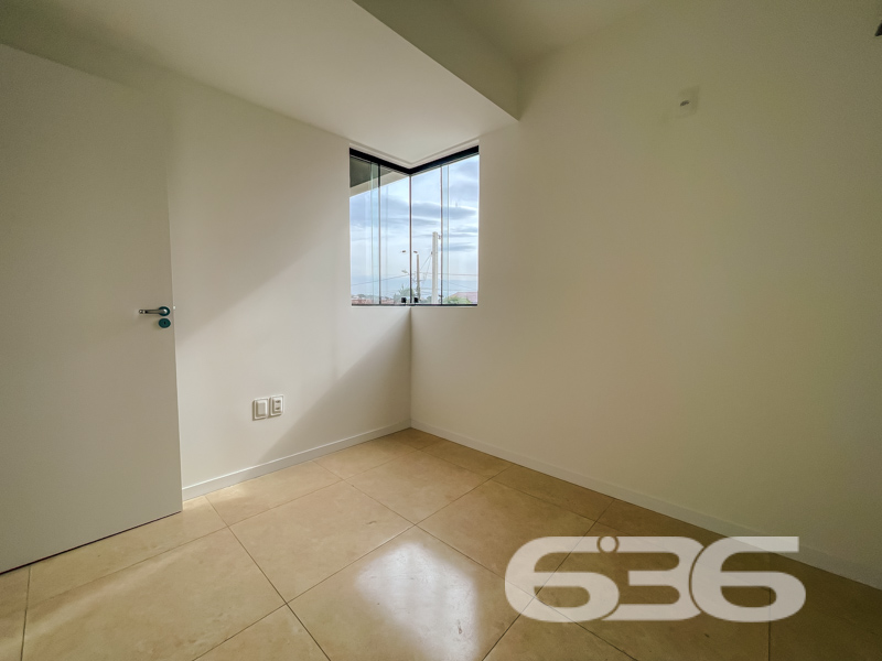 Apartamento à venda no Adhemar Garcia, Joinville |
