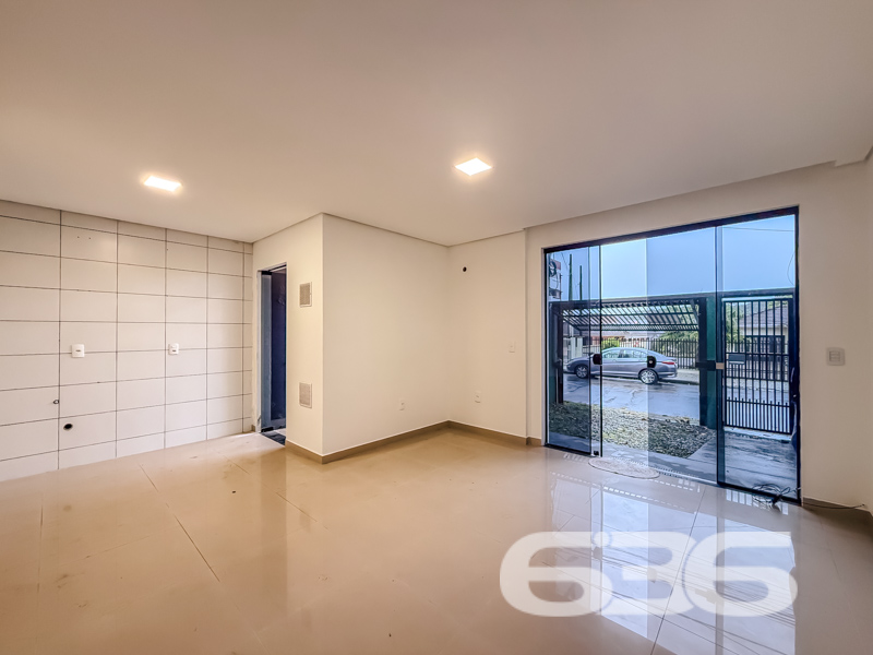 Sobrado à venda no Costa e Silva, Joinville | 2 qu