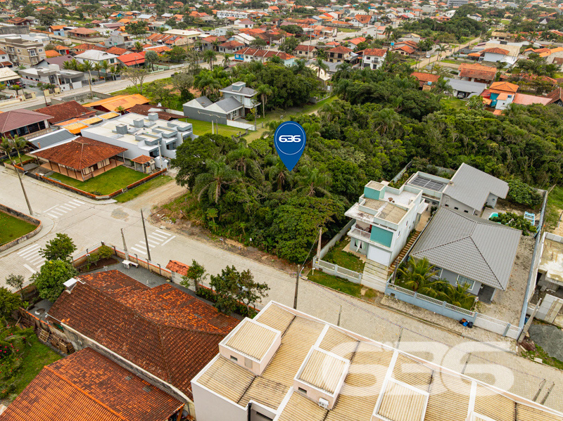 Terreno à venda no bairro Salinas, Balneário Barra