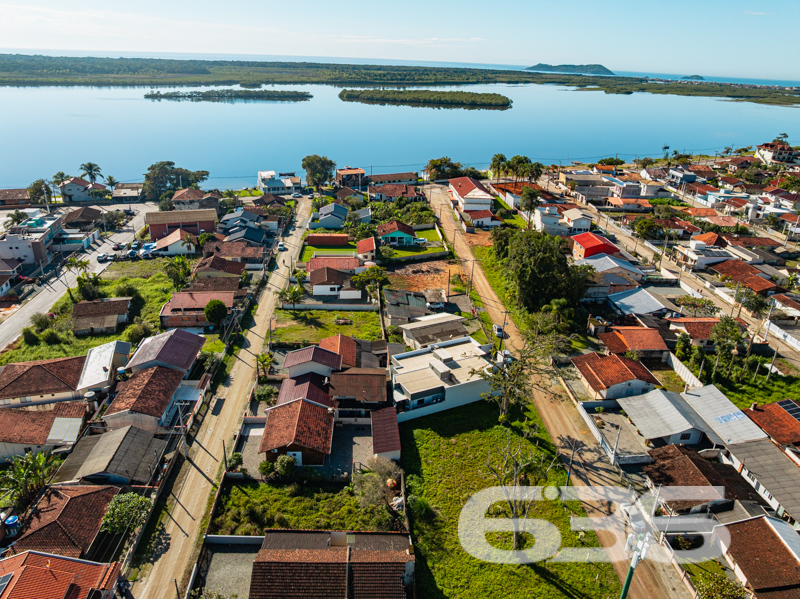 Residência - Costeira - Balneário Barra do Sul