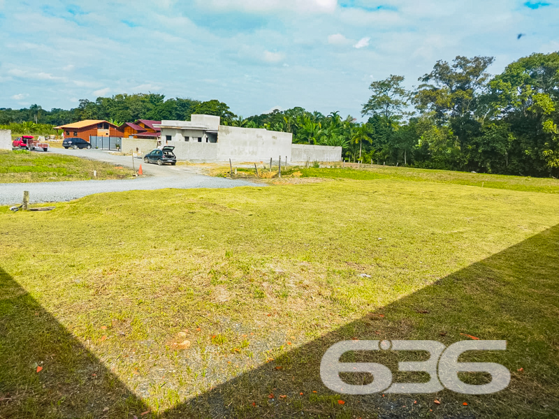 Terreno à venda no bairro Pirabeiraba, Joinville |