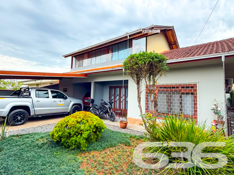 Sobrado à venda no Itaum, Joinville | 170m² constr