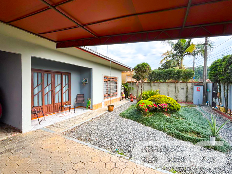 Sobrado à venda no Itaum, Joinville | 170m² constr
