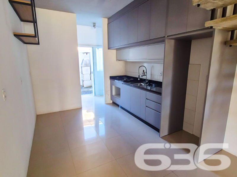 Sobrado à venda no Santo Antônio, Joinville | 2 qu