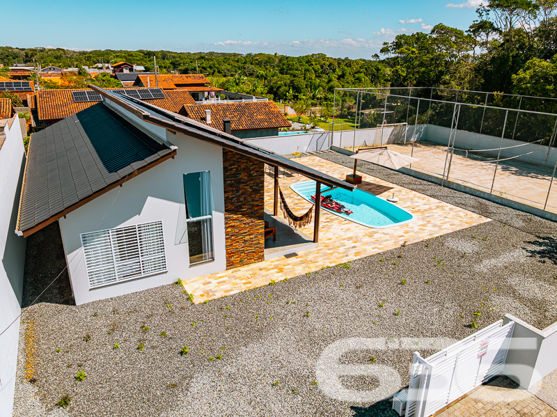 Casa à venda no Ervino, São Francisco do Sul | 100