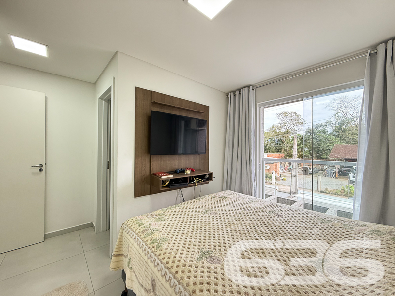 Sobrado à venda na Vila Nova, Joinville | 3 quarto