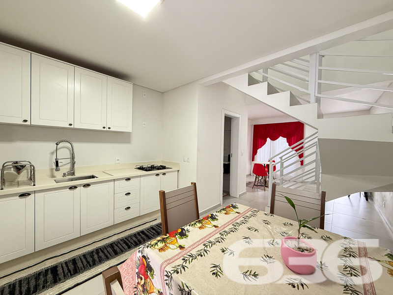 Sobrado à venda na Vila Nova, Joinville | 3 quarto