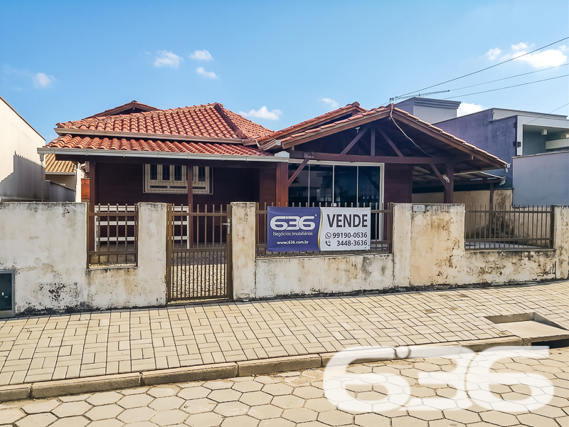 Casa à venda no bairro Salinas, Balneário Barra do