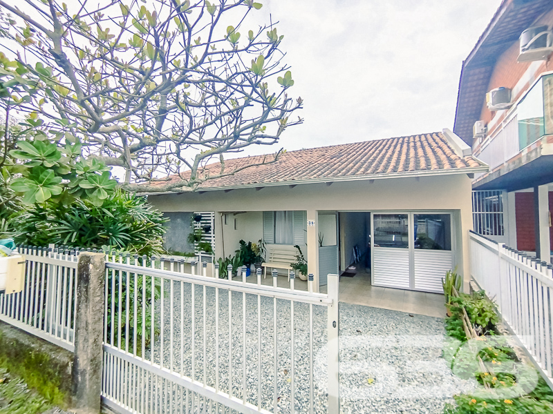 Casa à venda no Centro, Balneário Barra do Sul | 2