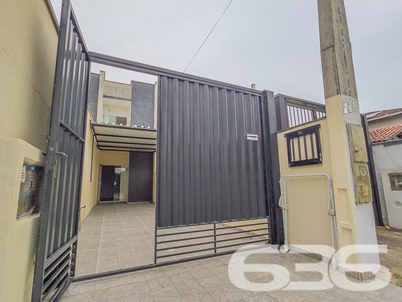 Sobrado à venda no Aventureiro, Joinville | 2 quar