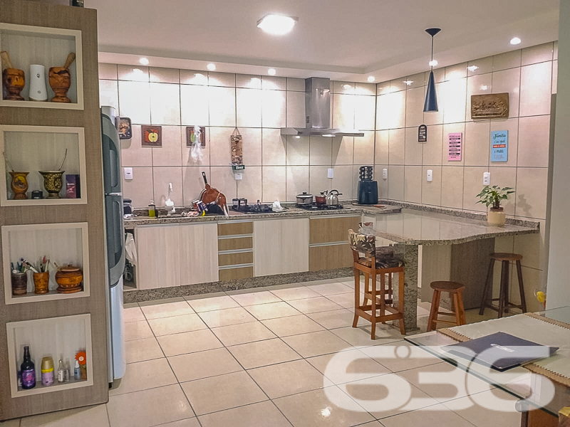 Casa à venda na Vila Nova, Joinville | 3 quartos,