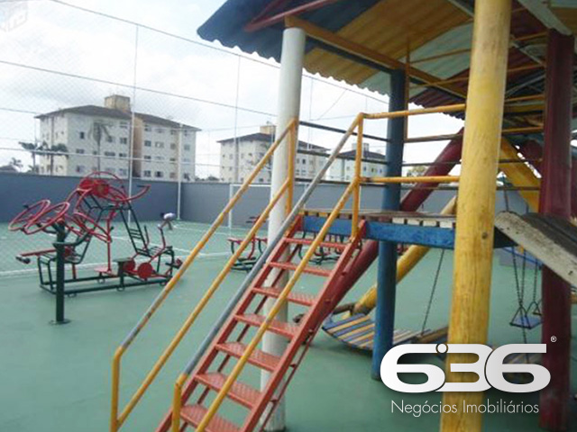 Seu novo lar no Costa e Silva: conforto, praticidade e localização estratégica em Joinville!

Este apartamento é a escolha perfeita para quem busca qualidade de vida, praticidade no dia a dia e excelente custo-benefício. Localizado no tradicional bairro Costa e Silva, em rua pavimentada e com fácil acesso às principais vias da cidade, este imóvel entrega tudo o que você procura para viver bem com a sua família.

Com 70 m² de área, o apartamento possui uma planta funcional e bem distribuída. São 3 dormitórios, sendo o principal com ar-condicionado e móveis sob medida. Um dos quartos foi transformado em closet, oferecendo versatilidade e organização. O ambiente social é integrado, conectando sala de estar, sala de jantar e a cozinha planejada — tudo com muita iluminação natural e ventilação cruzada, trazendo conforto térmico e charme ao espaço.

A sacada é um convite para os momentos de tranquilidade, enquanto a cozinha conta com móveis sob medida que permanecem no imóvel, agregando ainda mais valor à aquisição. 

O condomínio oferece infraestrutura completa: área de festas, piscina, quadra esportiva, gazebo e vigilância eletrônica, ideal para quem valoriza lazer e segurança. O apartamento conta com 1 vaga de garagem coberta, com possibilidade de uso de vagas rotativas no pátio interno.

Permite animais, está perto de escolas, hospitais, supermercados, shopping e transporte público. Tudo isso em um bairro valorizado e em constante desenvolvimento.

Não perca essa oportunidade! Agende sua visita com um dos nossos corretores da 636 Negócios Imobiliários e venha conhecer de perto esse excelente imóvel!
 
636 NEGÓCIOS IMOBILIÁRIOS: A SUA MELHOR ESCOLHA
Com mais de 30 anos de experiência, a 636 Negócios Imobiliários é sua parceira ideal para encontrar o imóvel perfeito. Estamos prontos para ajudá-lo a fazer deste imóvel o seu novo lar.
 
Telefone: (47) 3451-0636
WhatsApp: (47) 99190-0636
 
Não perca esta oportunidade única. Visite nosso site para mais informações: i636.com.br