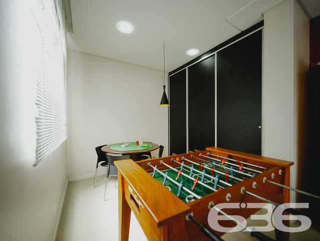 APARTAMENTO EXCEPCIONAL NO BAIRRO ATIRADORES - UMA OPORTUNIDADE IMPERDÍVEL EM JOINVILLE!
Está pronto para elevar seu padrão de vida? Não perca esta oportunidade única! Este apartamento localizado no prestigiado bairro Atiradores é um verdadeiro tesouro.
Com três quartos espaçosos, salas de estar e jantar generosas, cozinha totalmente equipada, banheiros modernos e até uma churrasqueira, esta unidade personifica o conforto e o estilo de vida sofisticado.
E as vantagens não param por aí! O edifício oferece uma área de lazer completa, incluindo piscina, playground, academia e muito mais. A localização é simplesmente imbatível: a poucos passos do centro de Joinville, com uma ampla variedade de lojas, restaurantes e excelente acesso ao transporte público.
E tem mais: não se preocupe com espaço. Este apartamento possui mais de 100m² de área privativa, proporcionando amplo espaço para você e sua família viverem com felicidade e conforto.
Não perca mais tempo, agende uma visita agora! As imagens são apenas ilustrativas, mas garantimos que o apartamento é ainda mais deslumbrante pessoalmente. Venha conferir e se encantar!
Entre em contato com um de nossos corretores:
Telefone: 47 3451-0636
WhatsApp: 47 99190-0636