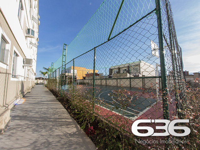 Descubra o seu novo lar no coração do bairro Vila Nova, em Joinville, Santa Catarina. Este moderno apartamento oferece um espaço prático e aconchegante de 48,78 m², perfeito para quem busca conforto e uma excelente localização na cidade.

A localização é realmente privilegiada, garantindo uma qualidade de vida excepcional. Com fácil acesso ao centro, o apartamento está a apenas 4 km da Expoville, um dos locais mais emblemáticos de Joinville. Além disso, você estará a poucos passos do Terminal de Ônibus, facilitando o seu deslocamento diário, e próximo à Caixa Econômica e ao Mercado, proporcionando total conveniência para suas compras e serviços.

Este apartamento é ideal para famílias e indivíduos que valorizam um estilo de vida prático sem abrir mão do conforto. São 2 dormitórios que oferecem um espaço convidativo para relaxar e desfrutar de momentos em família. O condomínio fechado traz segurança e tranquilidade para seus moradores, enquanto as opções de lazer completam o cenário perfeito para sua nova vida. Com uma piscina e áreas comuns bem planejadas, você terá sempre atividades para entreter sua família e amigos.


Além desses atrativos, a rua pavimentada em frente ao imóvel facilita o tráfego e o acesso ao apartamento. Se você está em busca de um lar que combina modernidade, localização conveniente e um ambiente seguro e agradável, este é o lugar perfeito para você.

E ainda tem mais: aproveite as condições especiais de pagamento para concretizar o seu sonho de morar em um dos bairros mais desejados de Joinville. Não perca esta oportunidade única de viver em um imóvel que oferece tudo o que você sempre desejou.

Entre em contato agora mesmo com a 636 Negócios Imobiliários e agende uma visita. Venha conhecer de perto o seu futuro lar e prepare-se para uma nova etapa de felicidade e realização na sua vida!

 636 NEGÓCIOS IMOBILIÁRIOS: A SUA MELHOR ESCOLHA
Com mais de 30 anos de experiência, a 636 Negócios Imobiliários é sua parceira ideal para encontrar o imóvel perfeito. Estamos prontos para ajudá-lo a fazer deste imóvel o seu novo lar.
 
Telefone: (47) 3451-0636
WhatsApp: (47) 99190-0636
 
Não perca esta oportunidade única. Visite nosso site para mais informações: i636.com.br